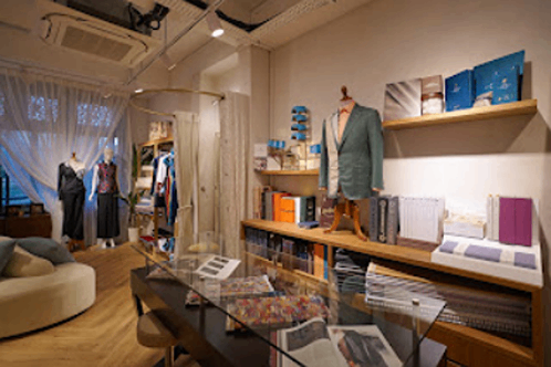Meiko Tailor Boat Quay - Tailor Branch Display